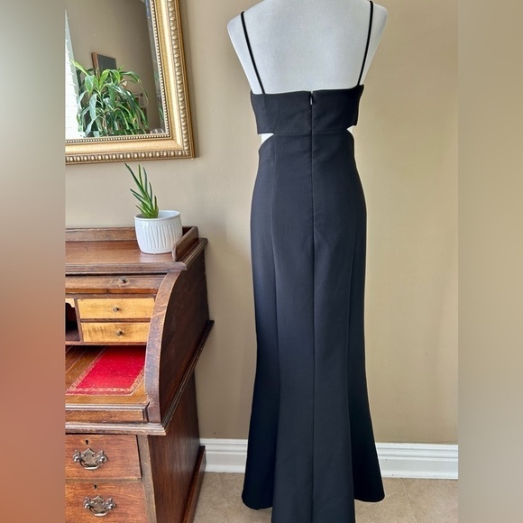 Likely Black Tamarelli Gown Revolve Mermaid Side Cutout Spaghetti Straps Size 14 - Picture 6 of 13